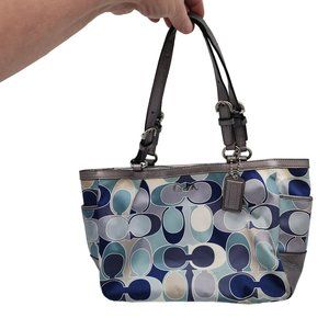 COPY - #21. Coach Signature Scarf Print Gallery Tote